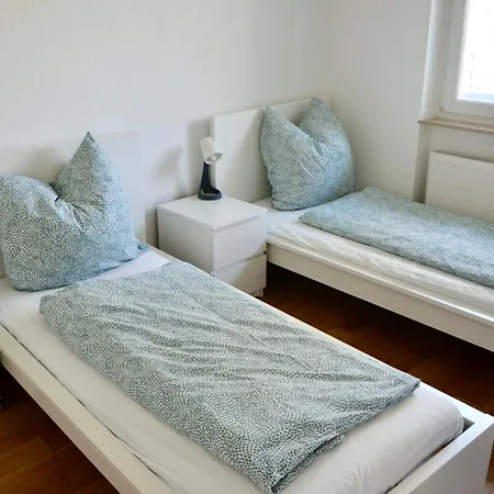 Ruhige Monteurwohnung Schanze 4 Min Zu Basf Apartment